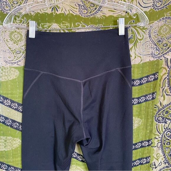 Girlfriend Collective Black High Rise Fleece Lined Leggings Size Small - Picture 9 of 16